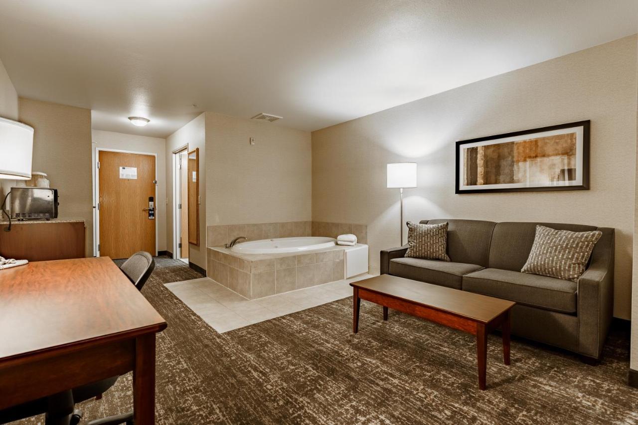 Cobblestone Suites - Ripon Εξωτερικό φωτογραφία