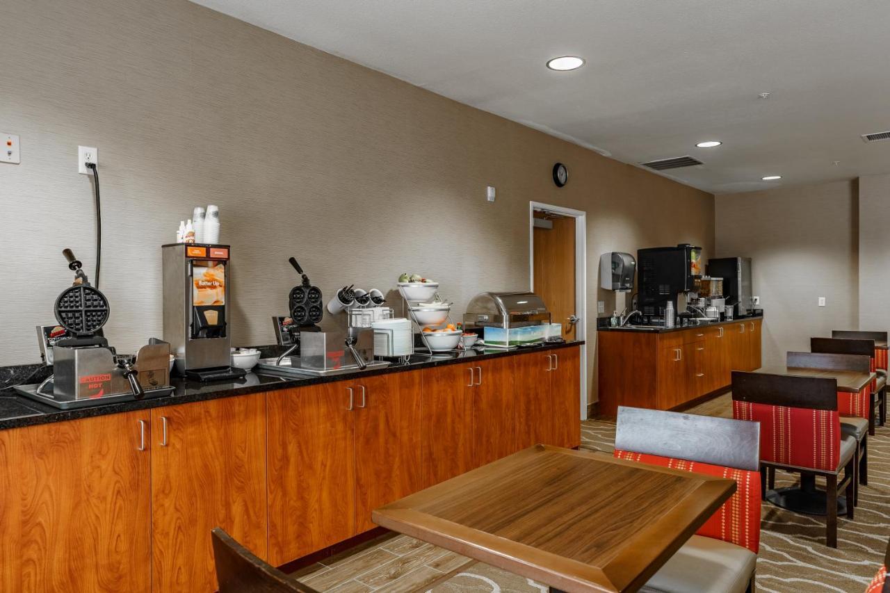 Cobblestone Suites - Ripon Εξωτερικό φωτογραφία